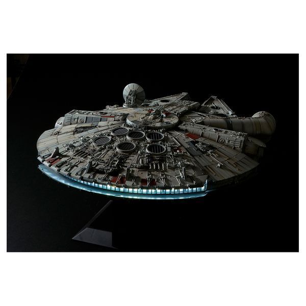 Зоряні війни. Космічний корабель "Тисячолітній сокіл" Millennium Falcon Perfect Grade REV01206 фото