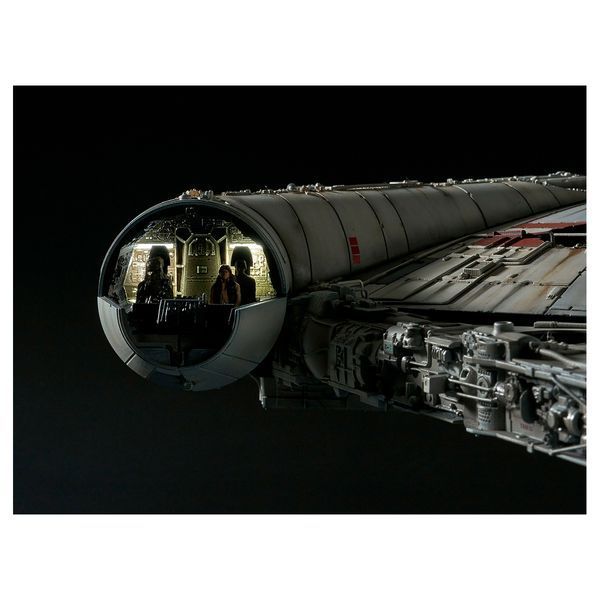 Зоряні війни. Космічний корабель "Тисячолітній сокіл" Millennium Falcon Perfect Grade REV01206 фото