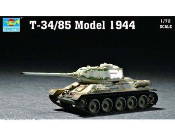 Soviet T-34/85 MOD.1944 TR07209 фото