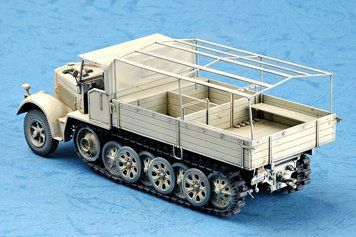 Збірна модель німецької Sd.Kfz.7 Mittlere Zugkraftwagen 8t (пізніша версія) TR01507 фото