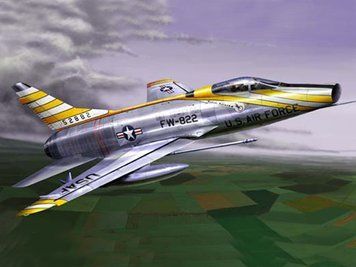 Збірна модель американського надзвукового винищувача F-100D Super Sabre TR01649 фото
