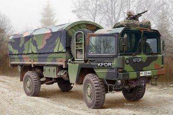 Збірна модель LKW 5t mil gl HB85507 фото