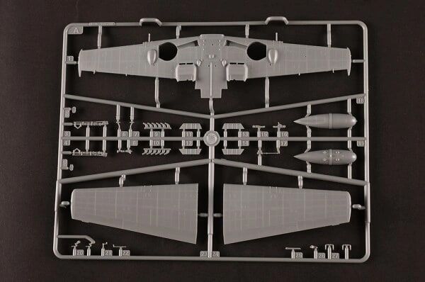 Збірна модель 1/48 Літак Messerschmitt Bf 109 E-3 HobbyBoss 81791 HB81791 фото
