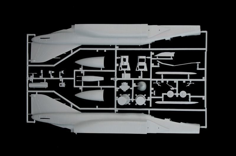 F-4E Phantom II IT2770 фото