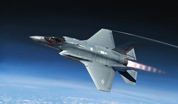 Бойовий літак США F-35A Lightning II IT2506 фото