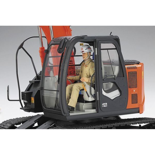 Збірна модель 1/35 японський гідравлічний ескалатор Hitachi Excavator Zaxis 135US Hasegawa 66001 HS66001 фото