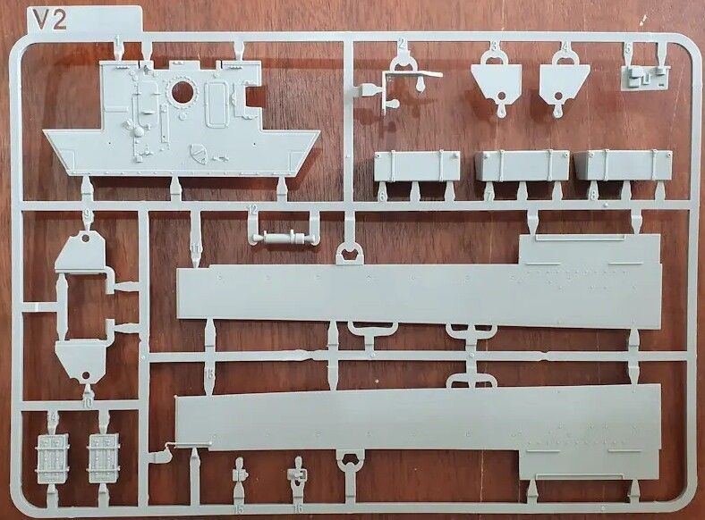 Збірна модель 1/35 Німецька БРЕМ Бергепантера Ausf. G з повним інтер'єром TK2107 фото