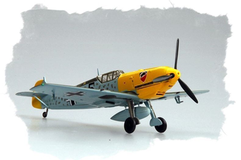 Збірна модель німецького винищувача Bf109E-3 Fighter HB80253 фото