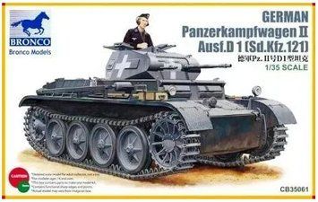 Збірна модель німецького танка PanzerKampfwagen II Ausf D1 CB35061 фото