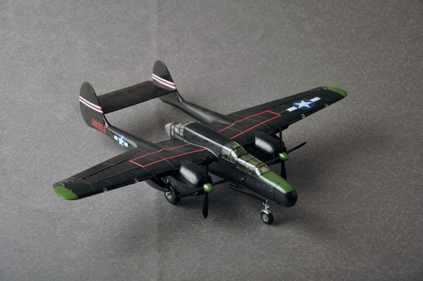 Збірна модель американського винищувача US P-61C Black Widow HB81732 фото