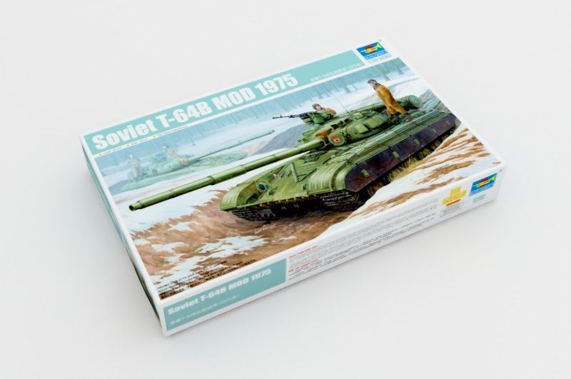 Збірна модель радянського танка Т-64Б зразка 1975 року TR01581 фото