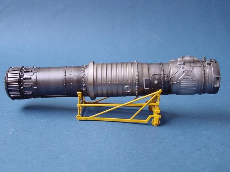 Збірна модель літака Republic F-105G Wild Weasel TR02202 фото