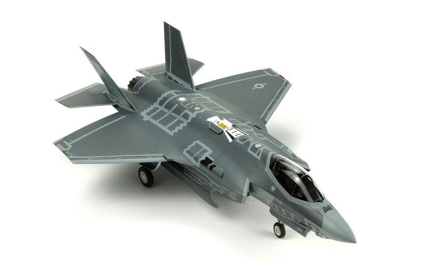 Lockheed Martin F-35A LS-007 фото