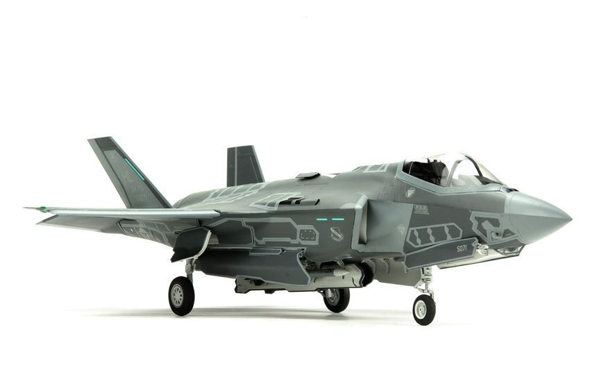 Lockheed Martin F-35A LS-007 фото