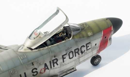 Збірна модель Літак 1/32 F-86D Sabre Dog KH32007 фото