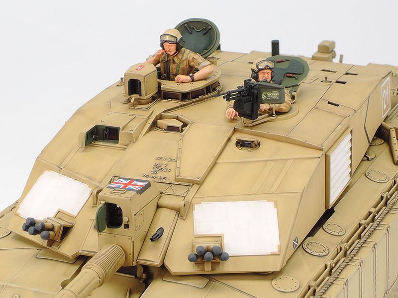 Збірна модель 1/35 британський танк Challenger 2 (пустельна версія) TAM35274 фото