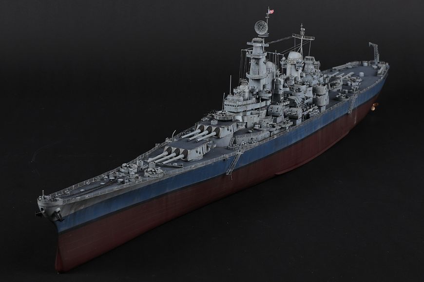 Збірна модель американського лінкора USS Missouri BB-63 HB86516 фото