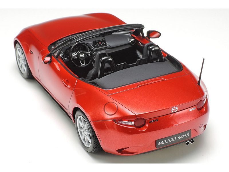 Японський спортивний автомобіль 1/24 Мазда МХ-5 (Mazda MX-5) Tamiya 24342 , збірна модель автомобіля TAM24342 фото