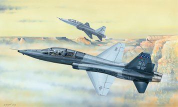 Збірна модель літака T-38C TR02877 фото
