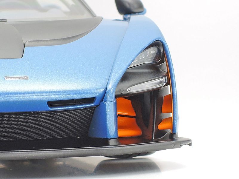 Британський спортивний автомобіль 1/24 суперспорткар Макларен Сенна (McLaren Senna) Tamiya 24355 TAM24355 фото