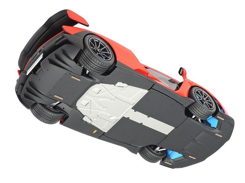 Британський спортивний автомобіль 1/24 суперспорткар Макларен Сенна (McLaren Senna) Tamiya 24355 TAM24355 фото