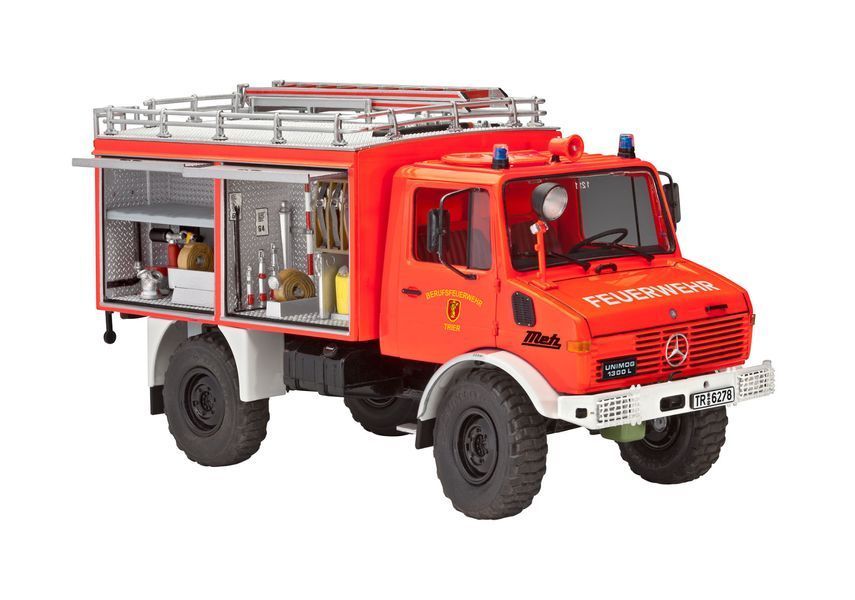 Збірна модель 1/24 автомобіль Mercedes-Benz Unimog U1300L TLF REV07512 фото