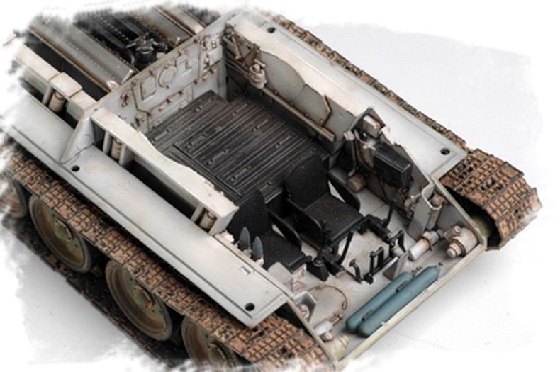 Радянський танк Т-34/85 (1944 р. з шарнірно-зчленованою вежею) HB84809 фото
