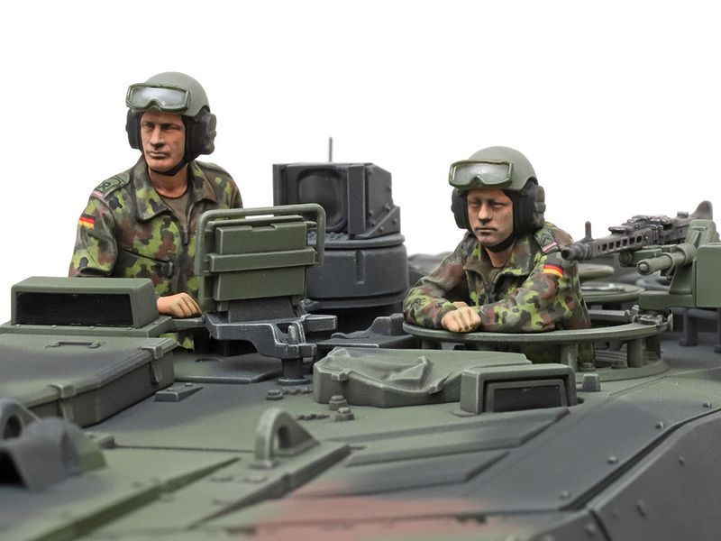 Збірна модель 1/35 Танк Leopard 2 А7В TAM35387 фото