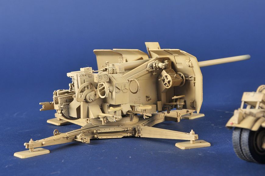 Збірна модель 1/35 Німецька 88-мм гарматна зенітна Flak 41 TR02358 фото