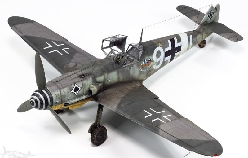 Збірна модель німецького літака BF109 G6 BF-001 фото