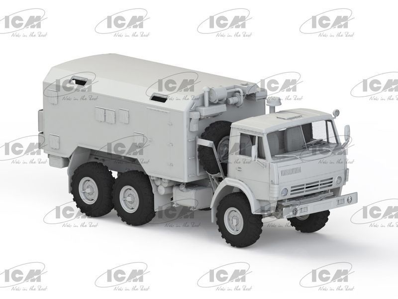 Армійський 6-колісний автомобіль із закритим кузовом КАМАЗ ICM35002 фото