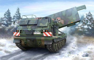 Збірна модель американської реактивної системи залпового осередку M270/A1 (MARS) TR01046 фото