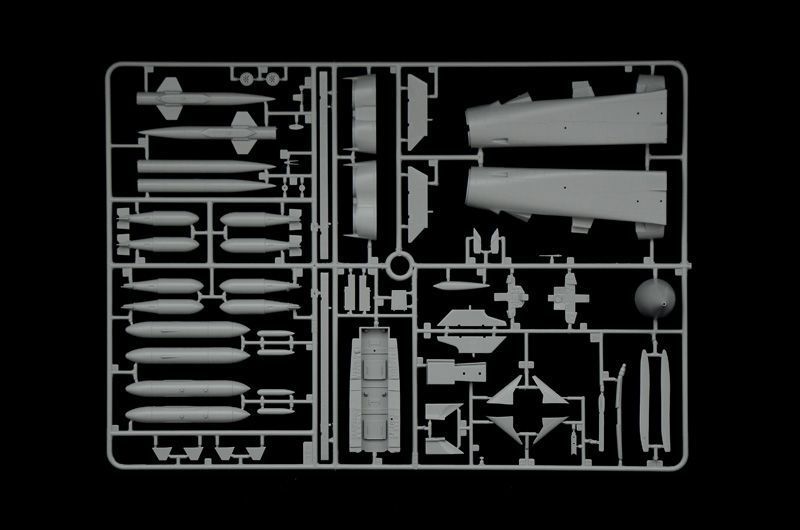 Збірна модель 1/48 Літак Tornado GR.1/IDS (Війна у Перській затоці) IT2783 фото