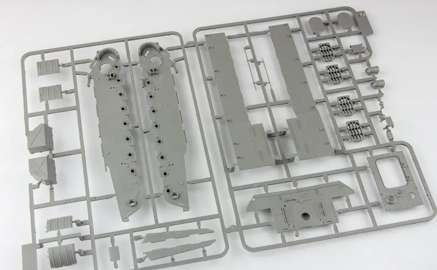 Збірна модель 1/35 Танк Pzkpfwg.V Пантера ранніх випусків TK2174 фото
