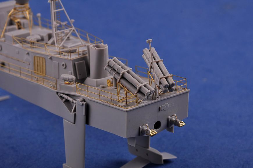 Збірна модель американського військового корабля USS Pegasus PHM-1 HB82005 фото