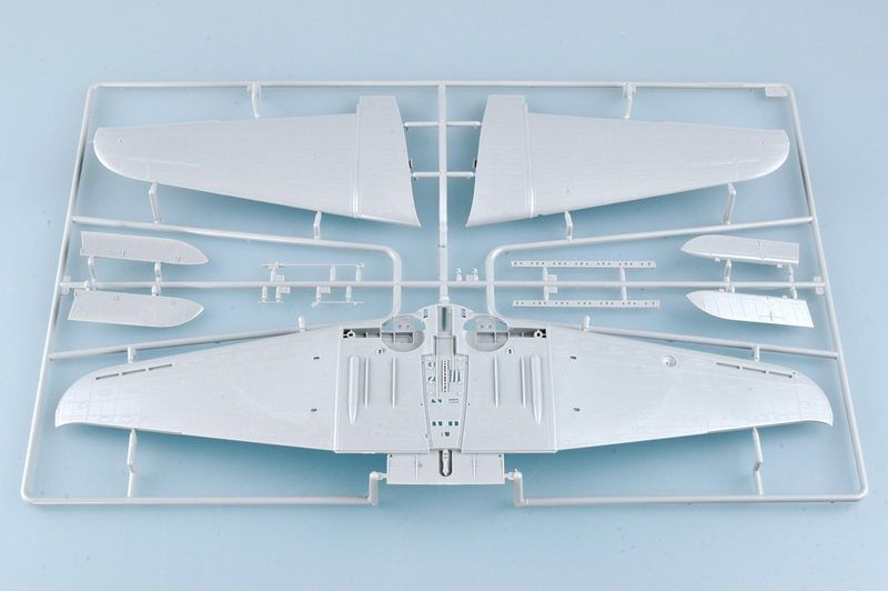 Збірна модель літака ВМС США SBD-1/2 TR02241 фото