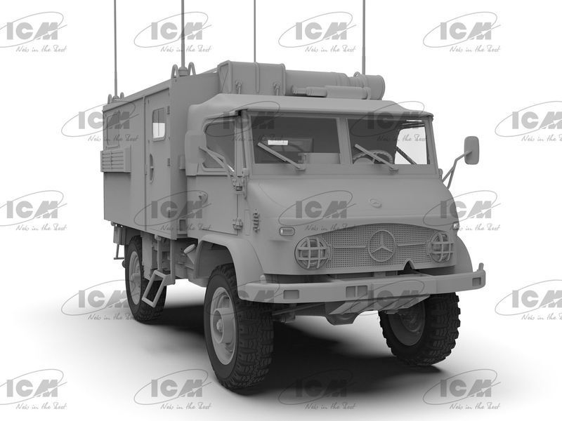 Unimog S 404, німецький військовий радіоавтомобіль ICM35137 фото