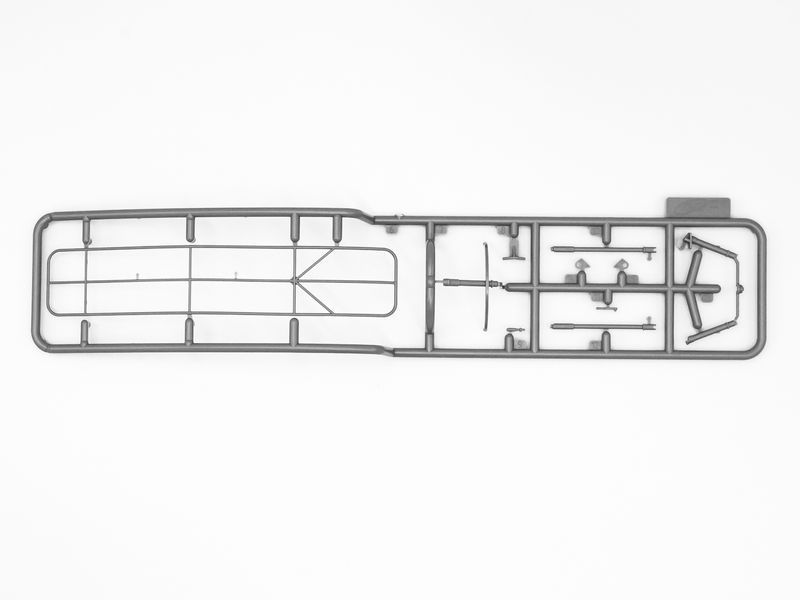 Panzersp&auml;hwagen (Funk) P204(f), командирська бронемашина ICM35378 фото