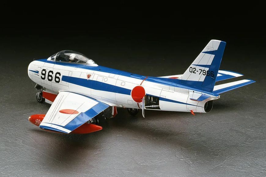 Збірна модель F-86F-40 SABRE "BLUE IMPULSE" PT15 1:48 HS07215 фото