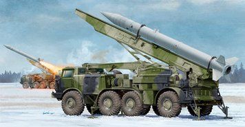 Збірна модель 9П113 ТЕЛ з ракетою 9М21 артилерійської реактивної системи малої дальності 9К52 Місяць TR01025 фото