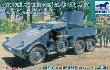 Збірна модель броньованого Krupp Protze Kfz.69 з Pak 36 (Пізня версія) CB35132 фото