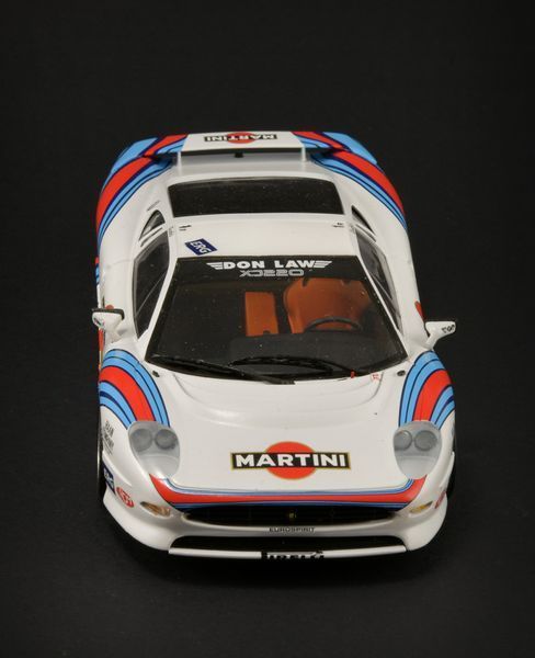 JAGUAR XJ 220 RACING IT3669 фото