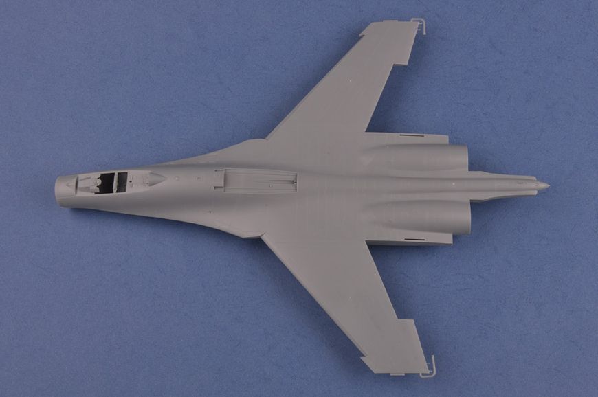 Збірна модель винищувача Su-27 Flanker B HB81711 фото