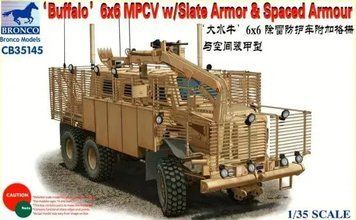 Збірна модель MPCV 6x6 &laquo;BUFFALO&raquo; з гратчастою бронею та рознесеною бронею CB35145 фото