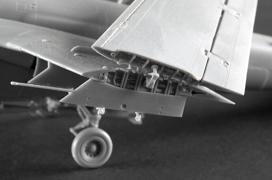 Збірна модель 1/72 Американський штурмовик А-6Е Інтрудер TR01641 фото