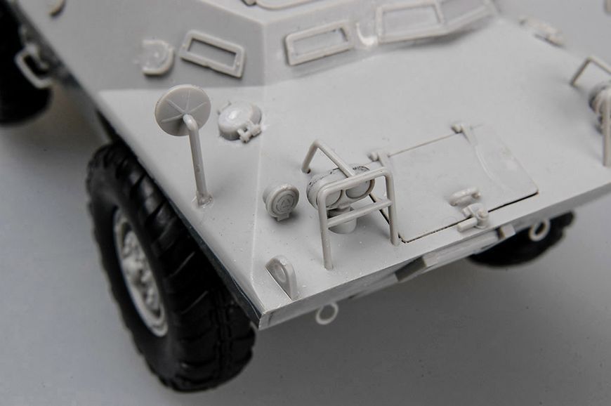 Збірна модель M706 Commando Armored Car Product Improved HB82419 фото