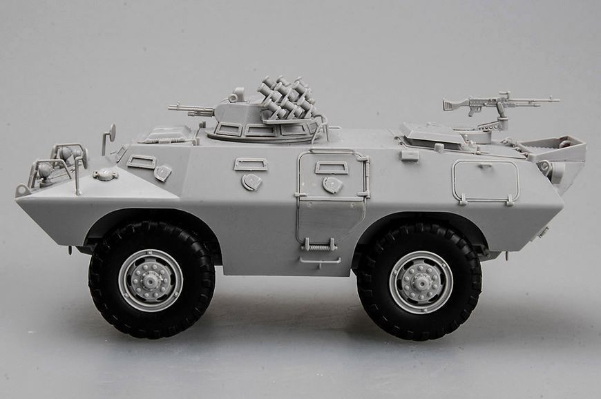 Збірна модель M706 Commando Armored Car Product Improved HB82419 фото