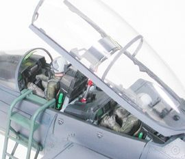Американський багатоцільовий винищувач 1/32
Страйк Ігл (Boeing F-15E Strike Eagle Bunker Buster) Tam TAM60312 фото