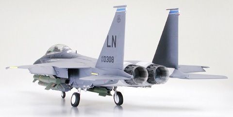 Американський багатоцільовий винищувач 1/32
Страйк Ігл (Boeing F-15E Strike Eagle Bunker Buster) Tam TAM60312 фото
