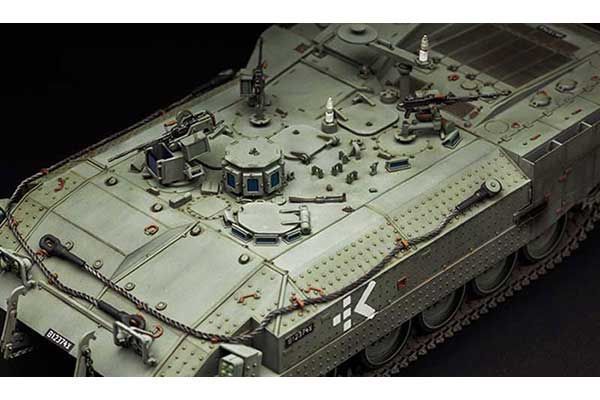 Збірна модель 1/35 Ізраїльський важкий бронетранспортер Ахзаріт (пізня модифікація) Менг SS-008 SS-008 фото